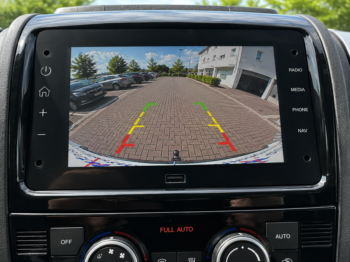 Kastenwagen mit 7 Zoll Display  (bis Modelljahr 2025)