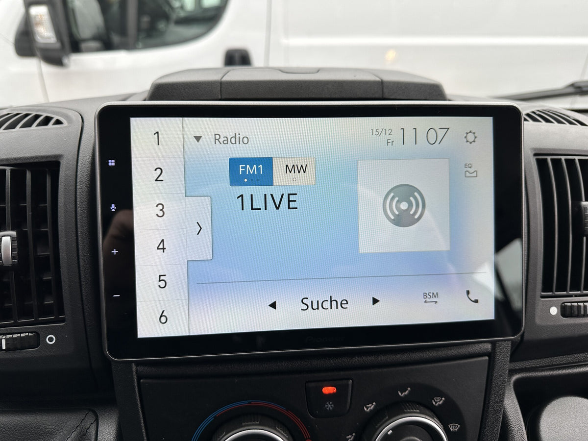 Radio (mit Navigationssoftware als App) für Peugeot Boxer